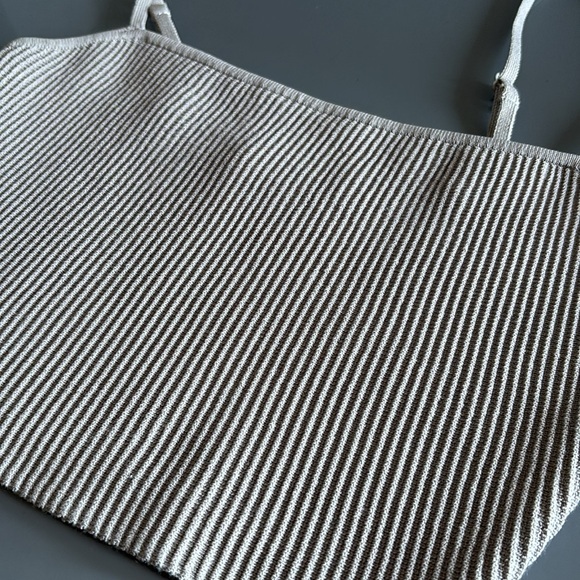 Babaton Sculpt Knit Cami Cropped Top - Picture 10 of 10